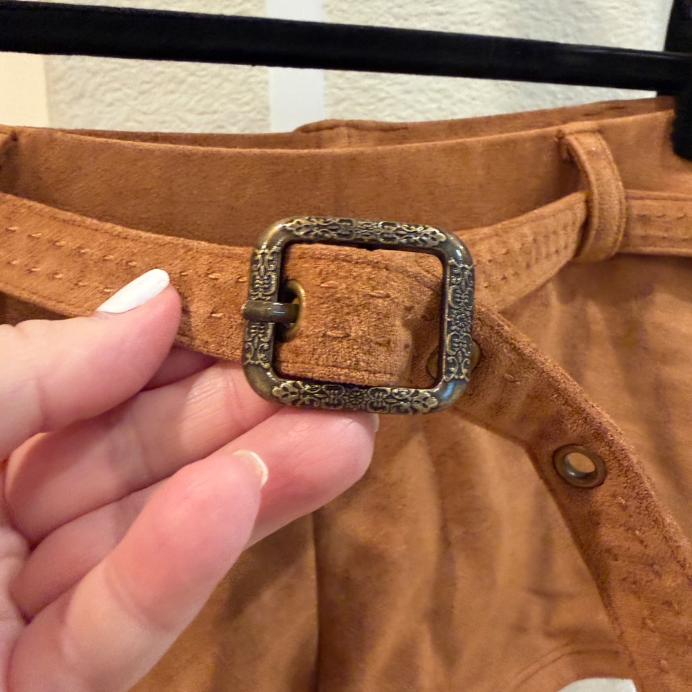 FRANKIES BIKINI X BELLA HADID WRANGLER SHORT SMALL - Picture 2 of 5